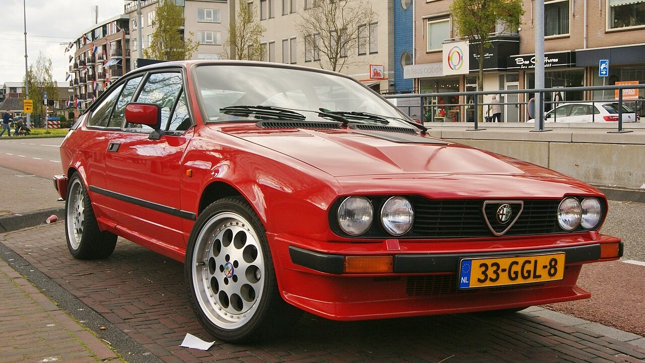 Alfa Romeo GTV6