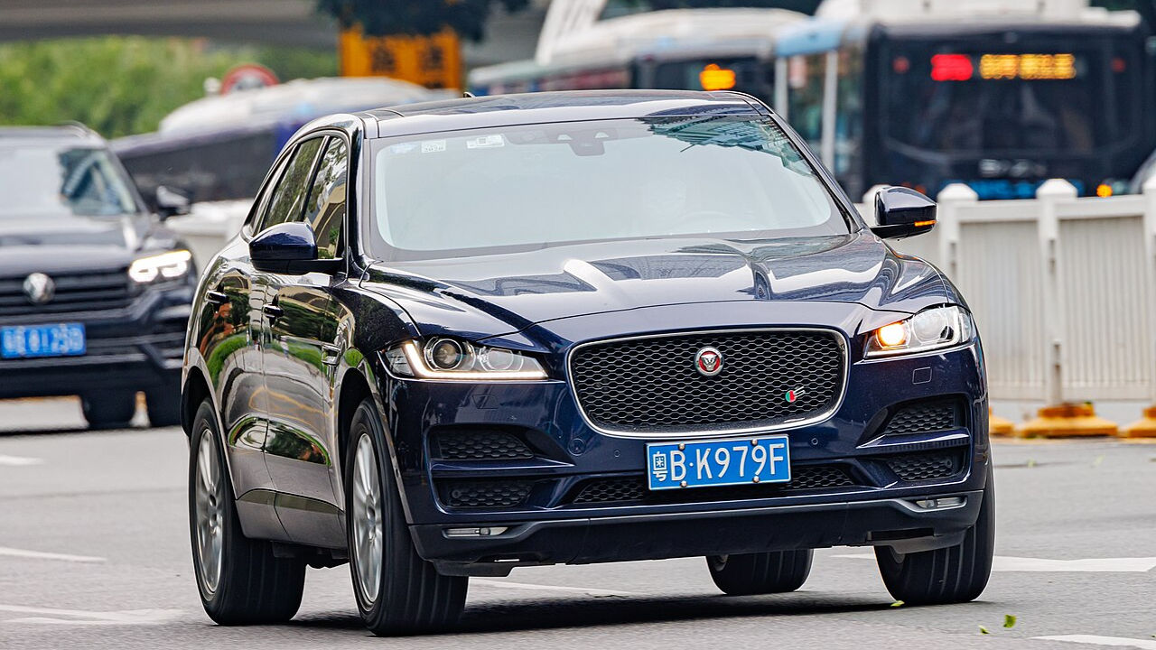 Jaguar F-Pace