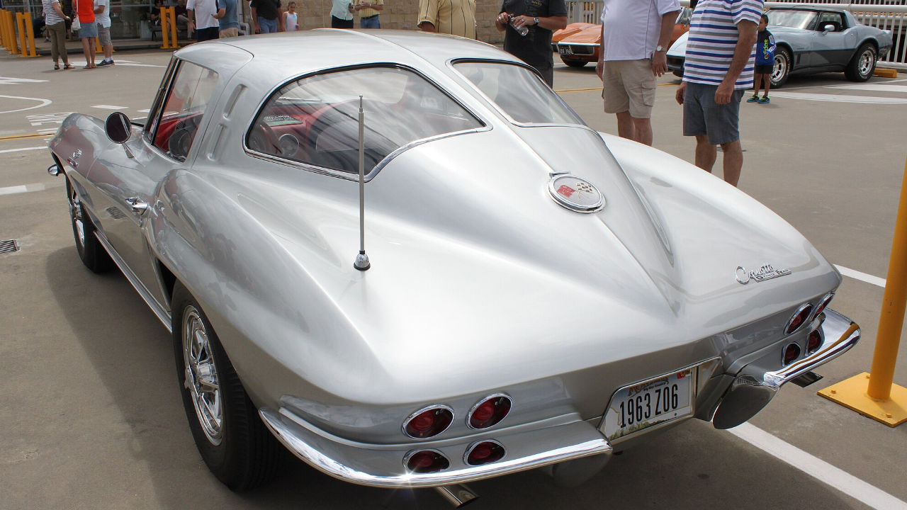 1963 Chevrolet Corvette C2 Stingray