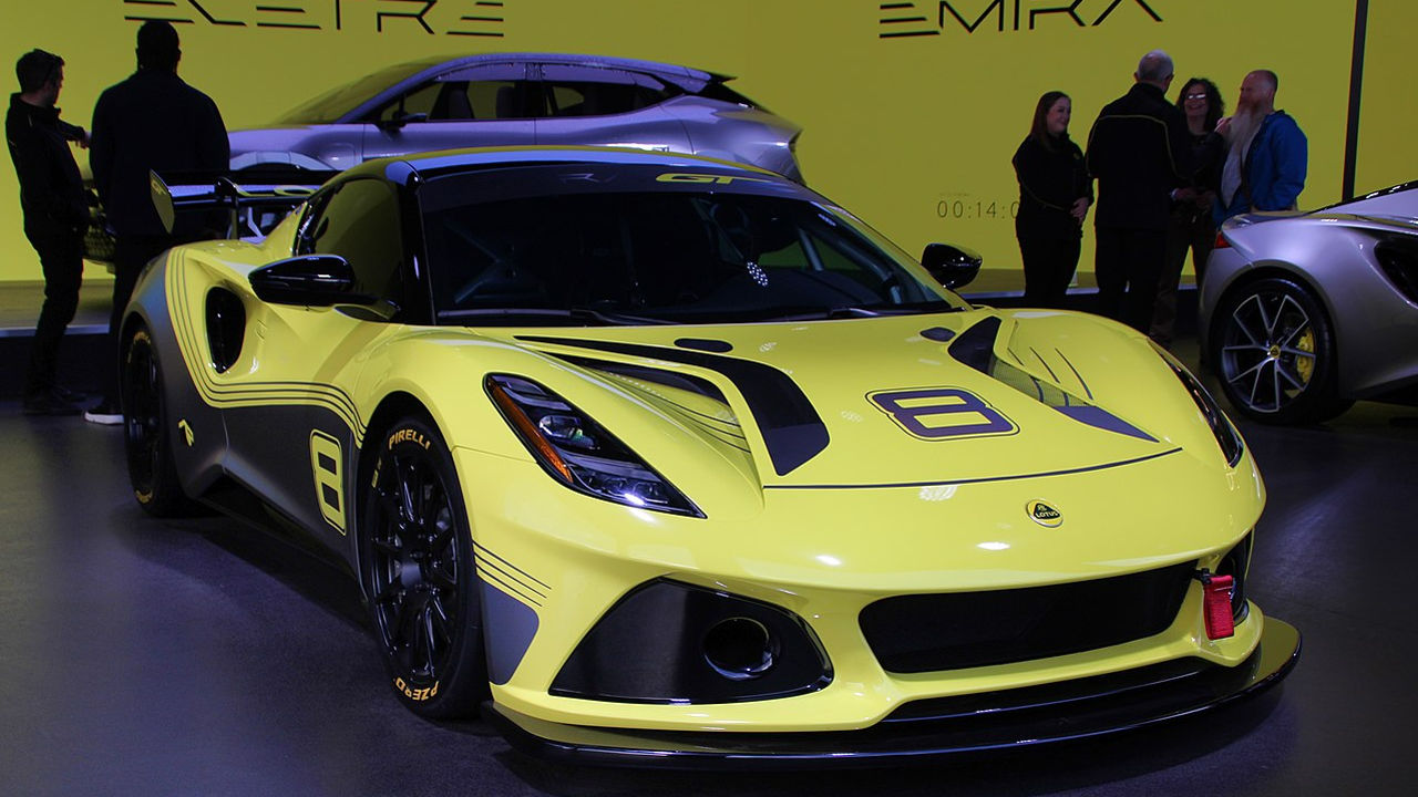 Lotus Emira GT4