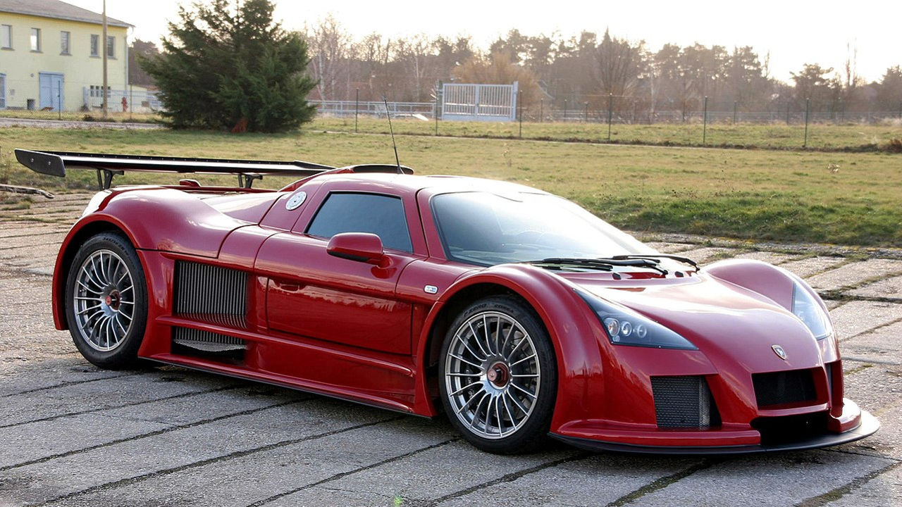 Gumpert Apollo