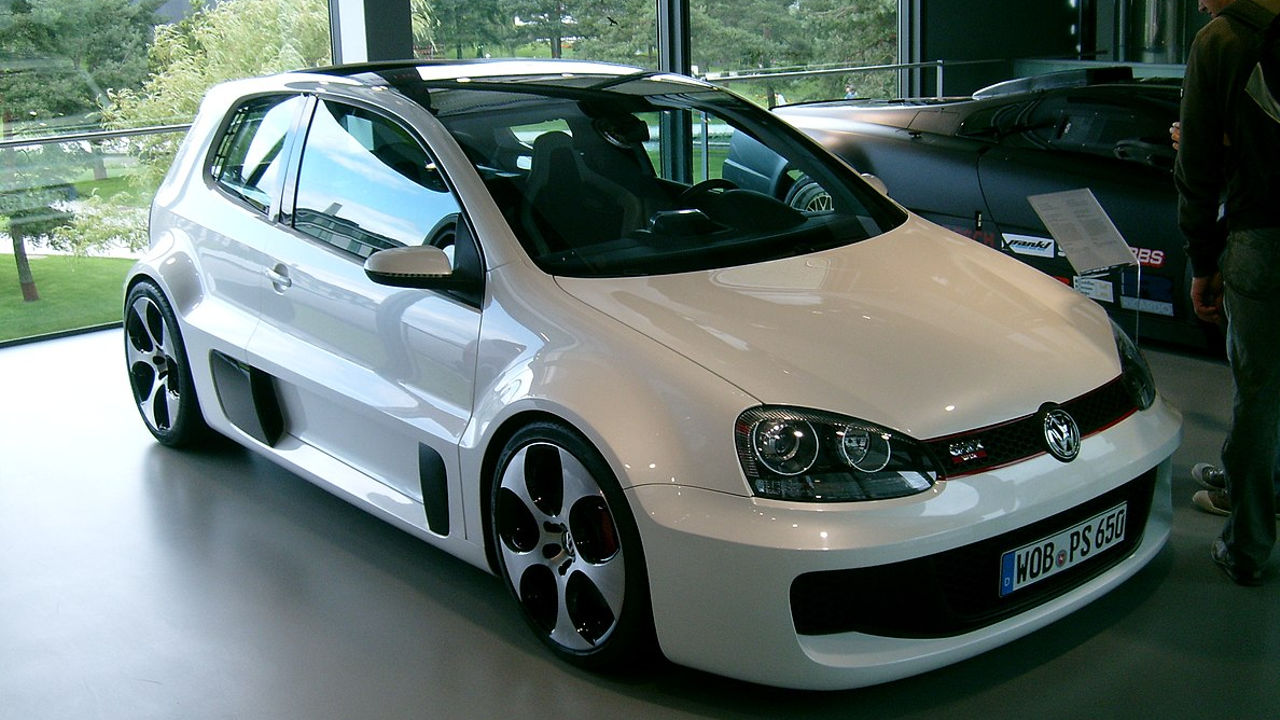 Volkswagen Golf GTI W12-650