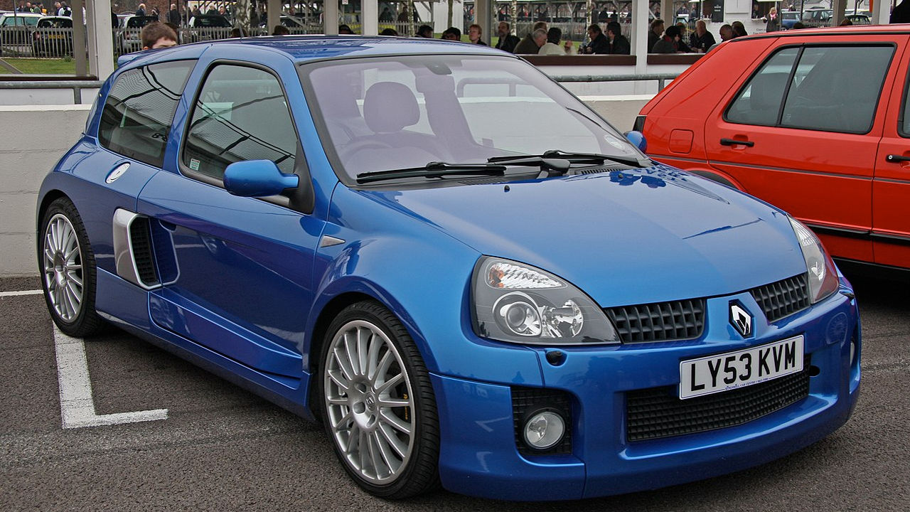 Renault Clio V6