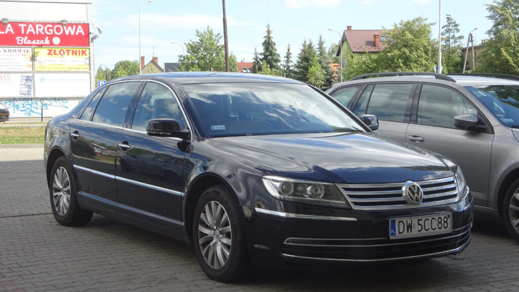 Volkswagen Phaeton W12 LWB 