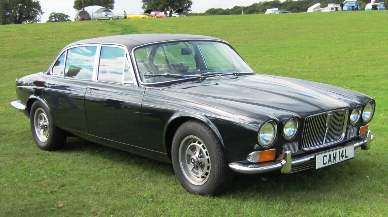 Jaguar XJ12