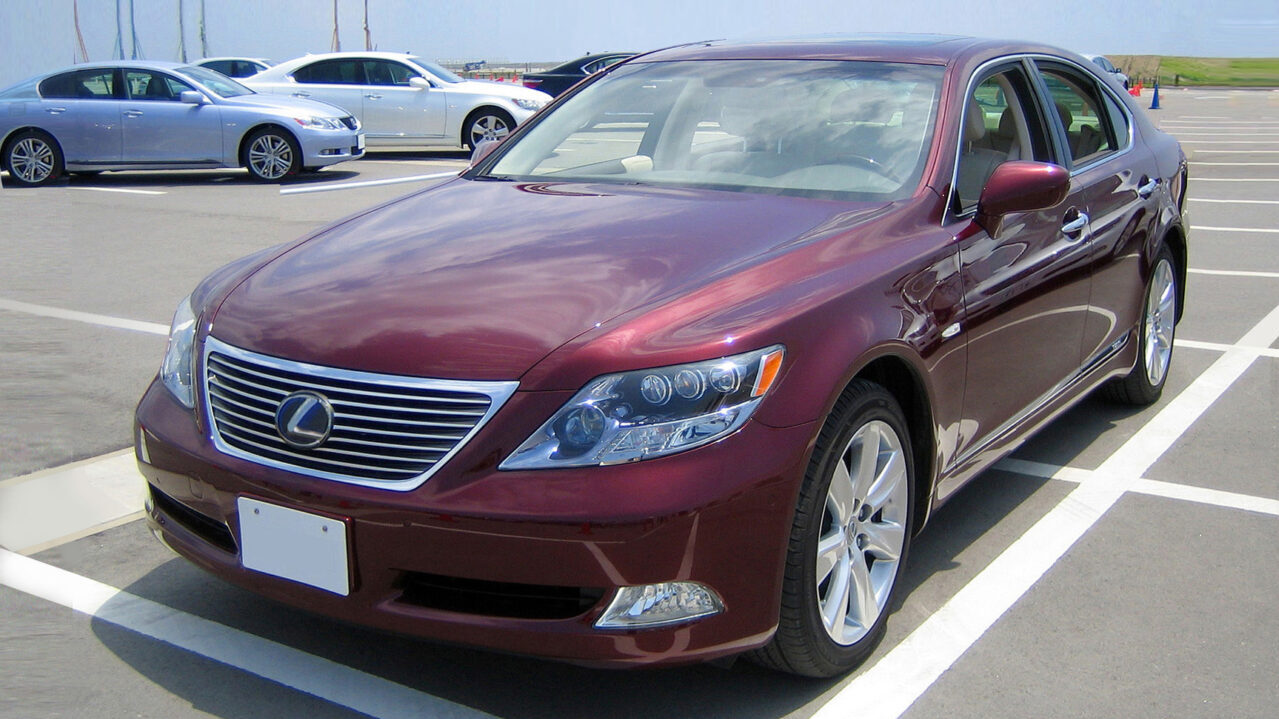 Lexus LS600h