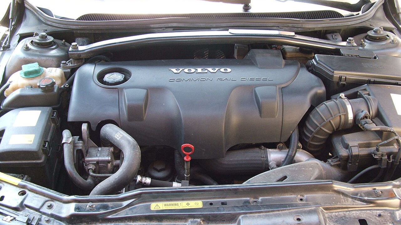 Volvo D5 2.4 Liters