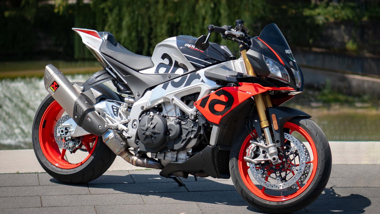 Aprilia Tuono V4 1100 Factory
