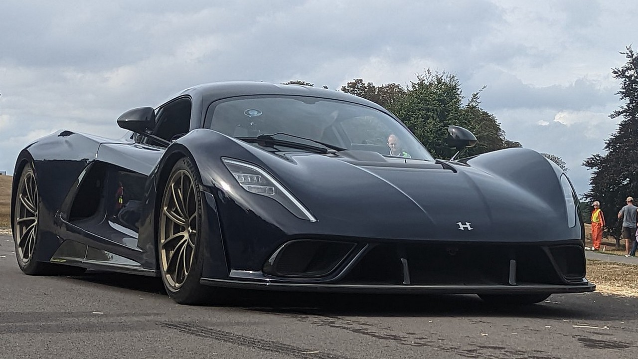 Hennessy Venom F5 - front quarter view.