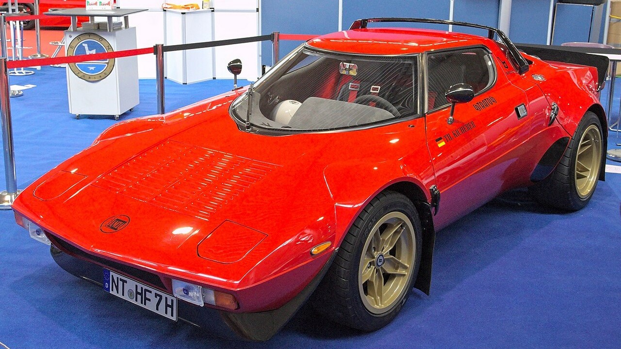 Lancia Stratos HF - Front quarter view