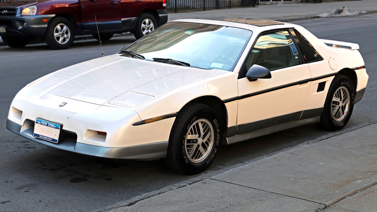 1988 Pontiac Fiero - Front Quarter View.