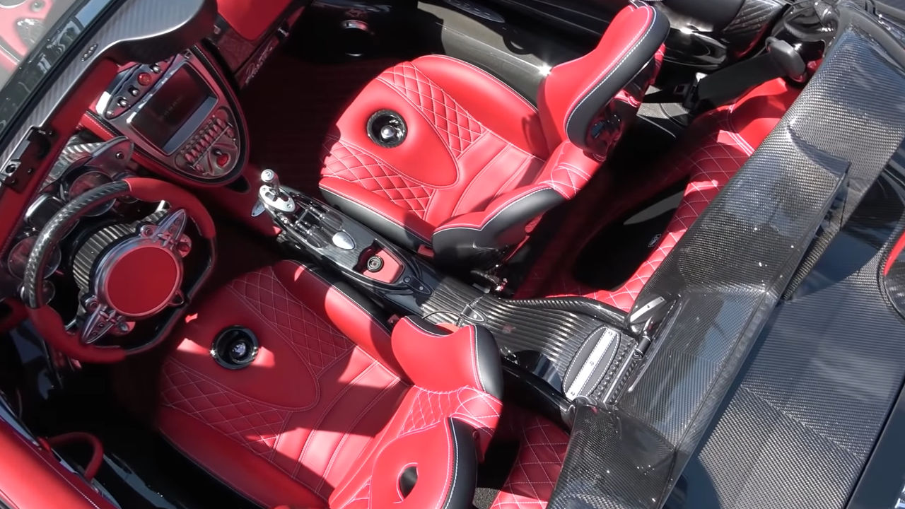 Pagani Huayra Interior