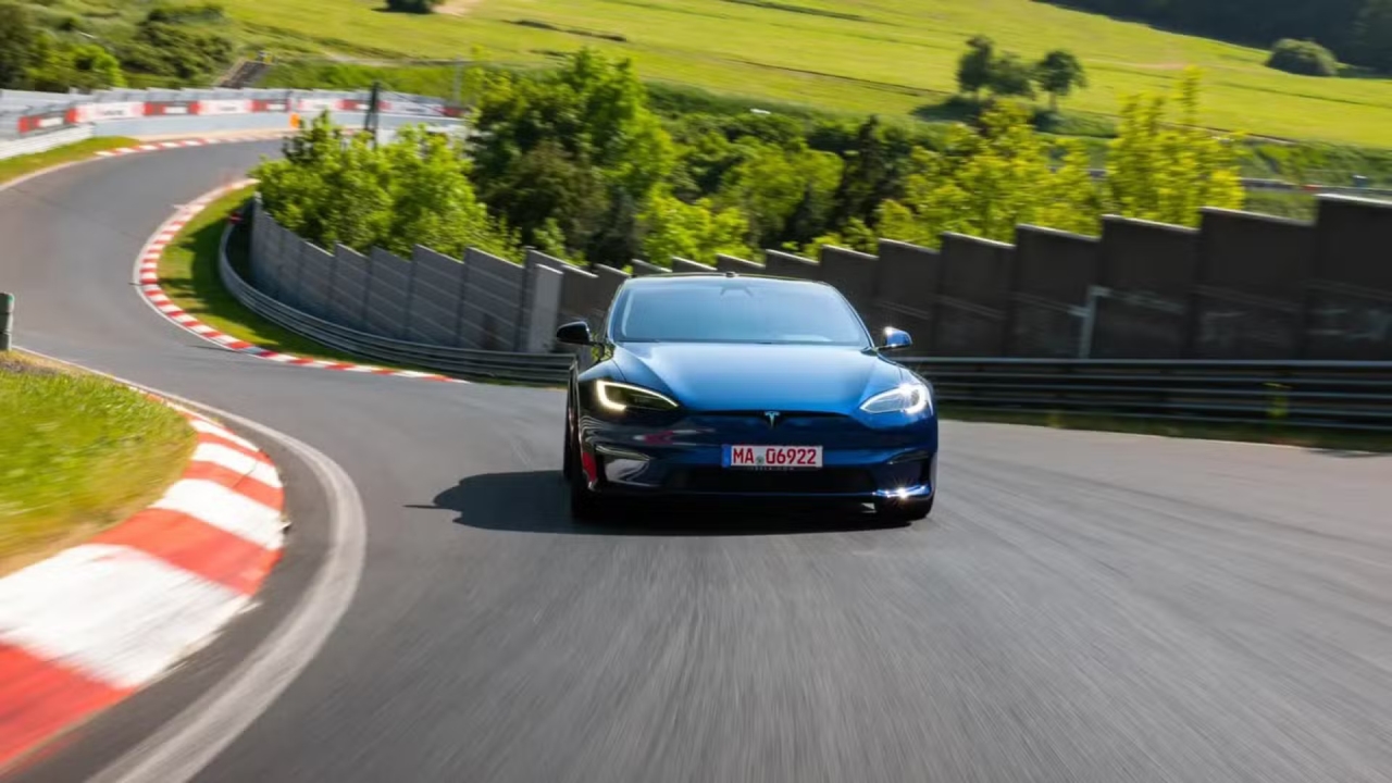 Tesla Model S Nurburgring