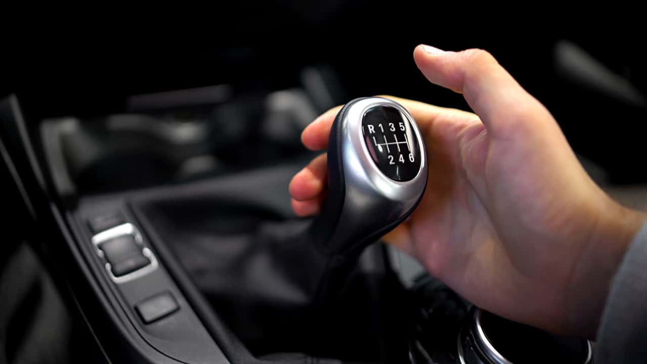 Manual shifter
