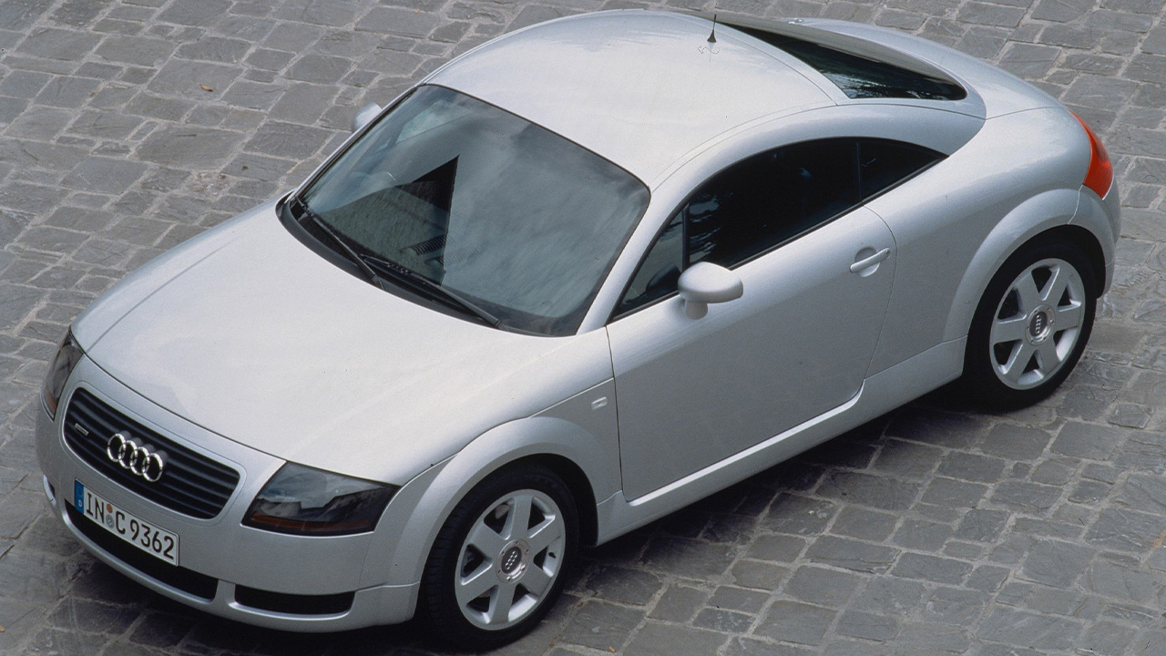 Audi TT, first generation, front 3/4 top view, silver exterior.