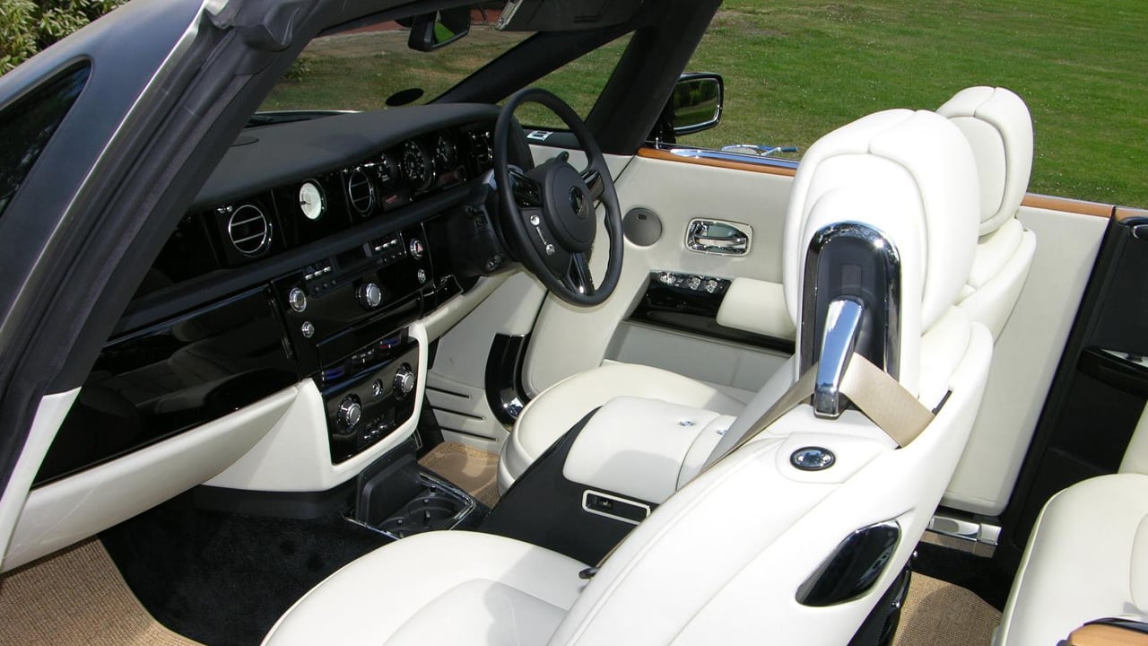 Rolls Royce Phantom Drophead interior, white leather seats, RHD