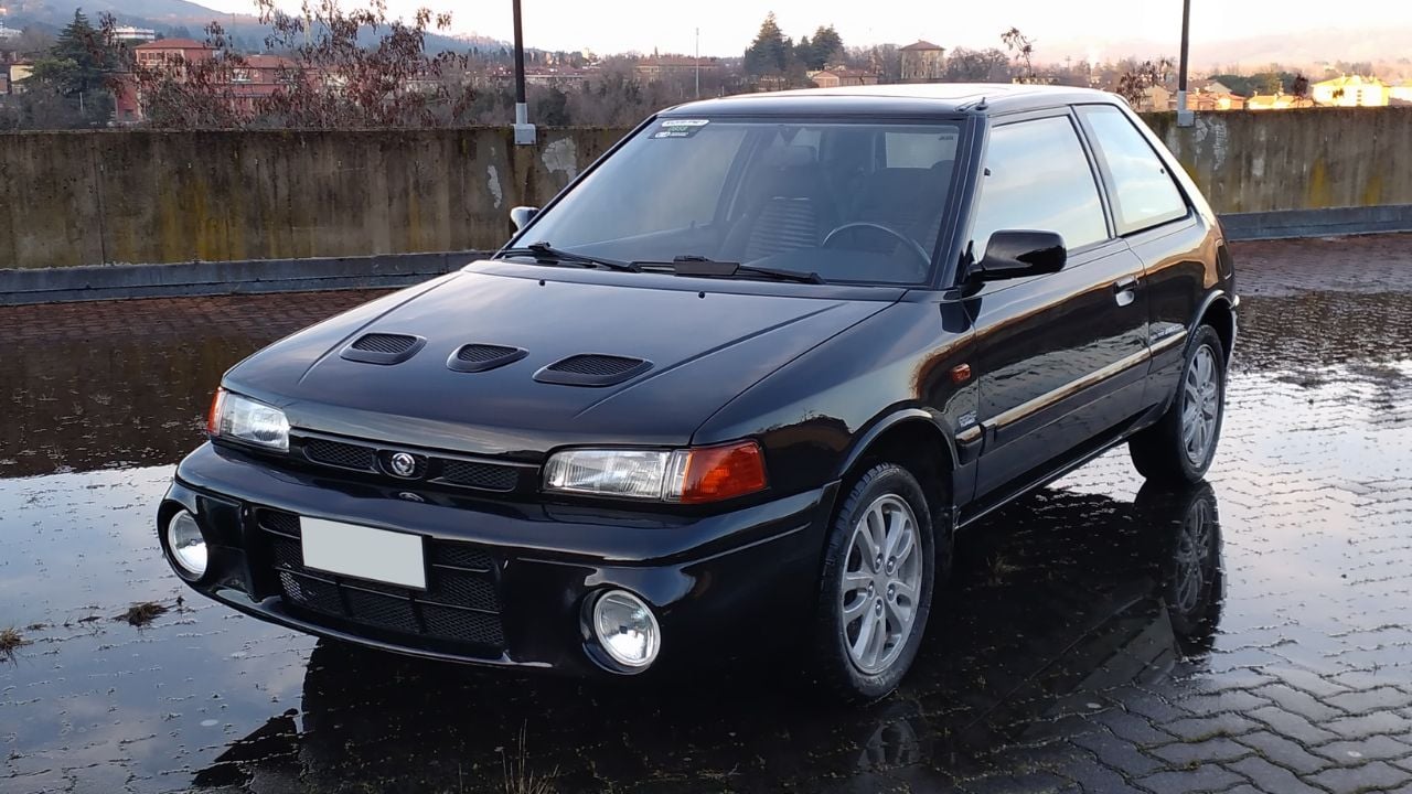 Mazda 323 GTR