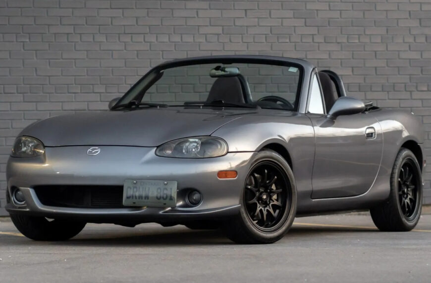 Mazdaspeed MX-5 front.