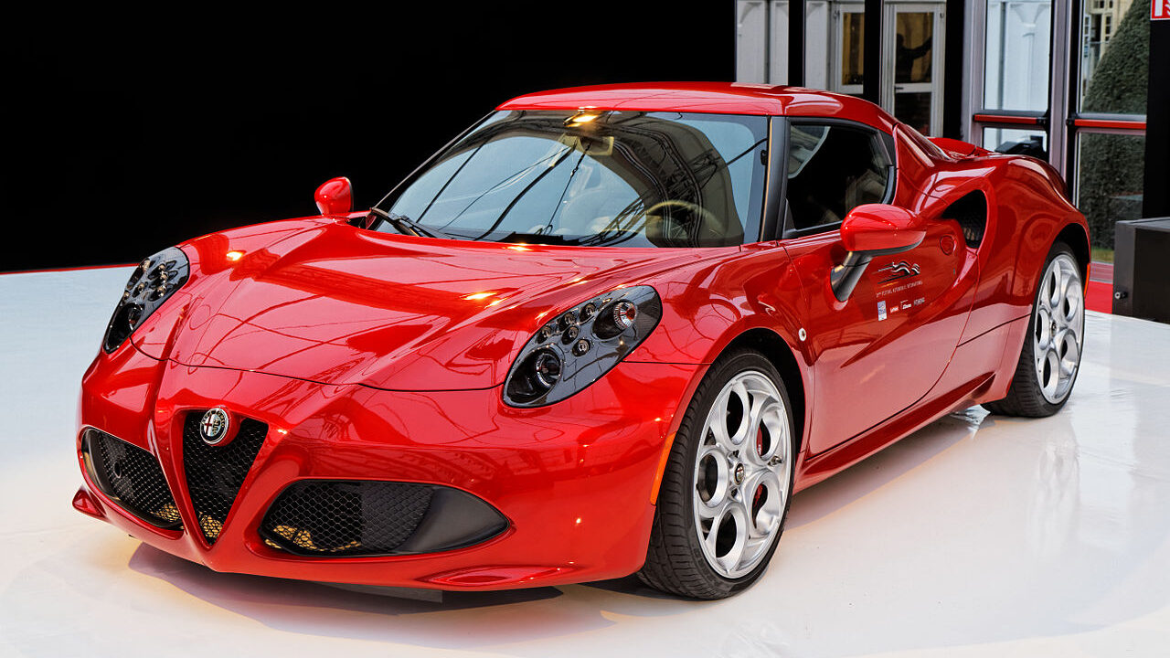 Alfa Romeo 4C.