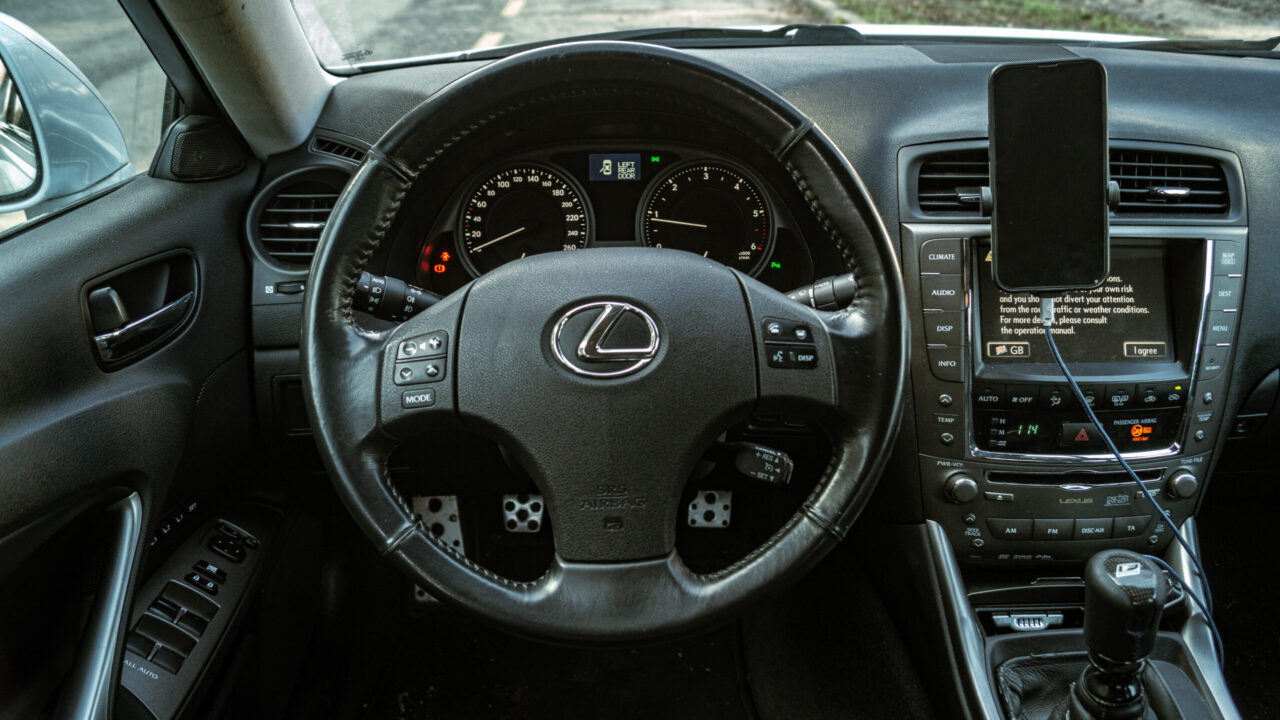 Lexus IS220d interior.