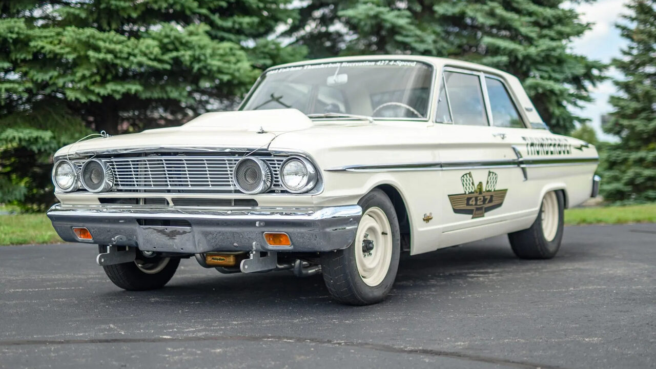 1964 Ford Fairlane Thunderbolt.