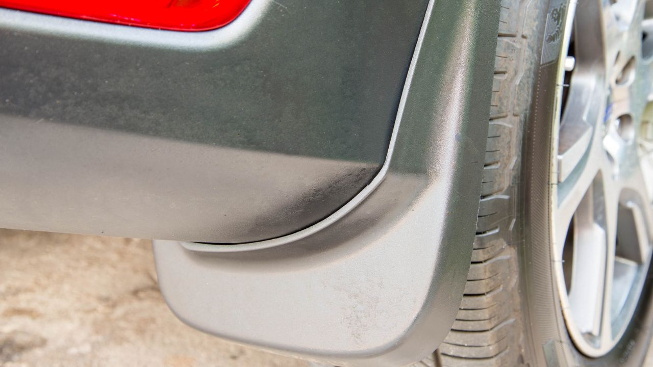 Car mudguard, mudflap on rear wheels 