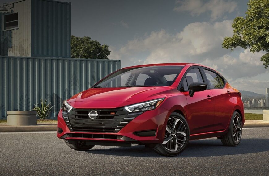 2025 Nissan Versa.