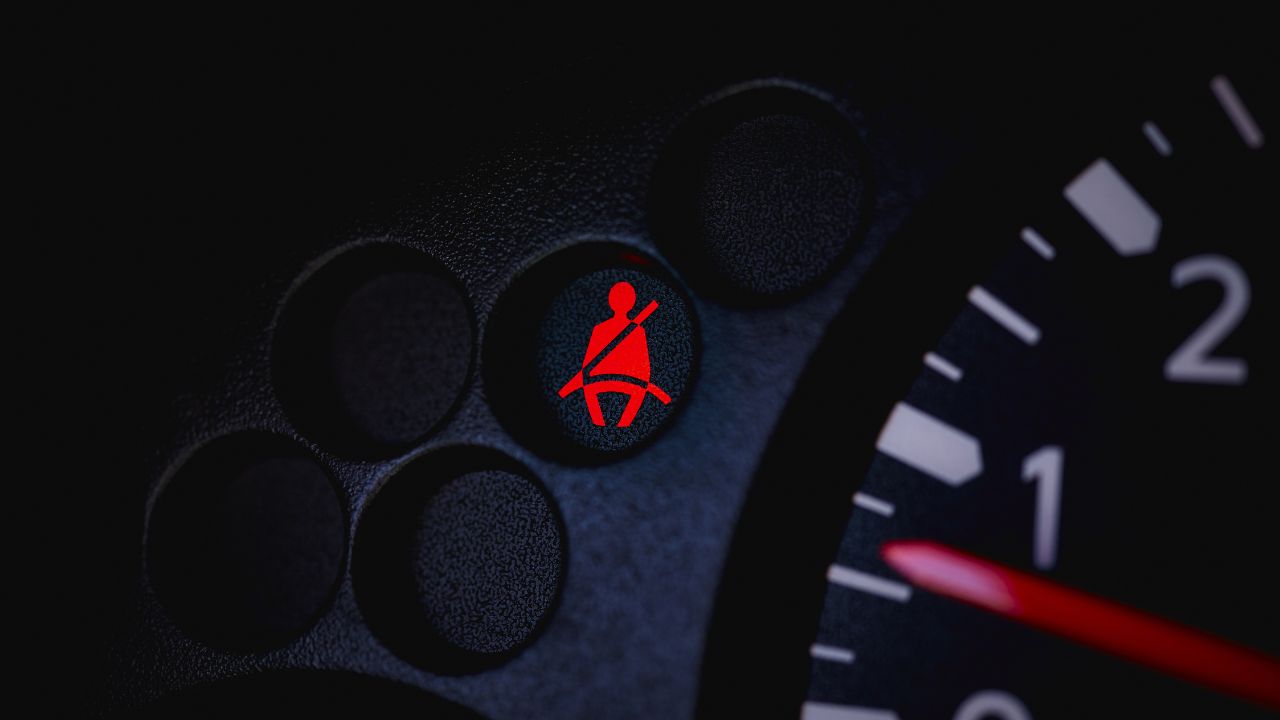 seatbelt warning