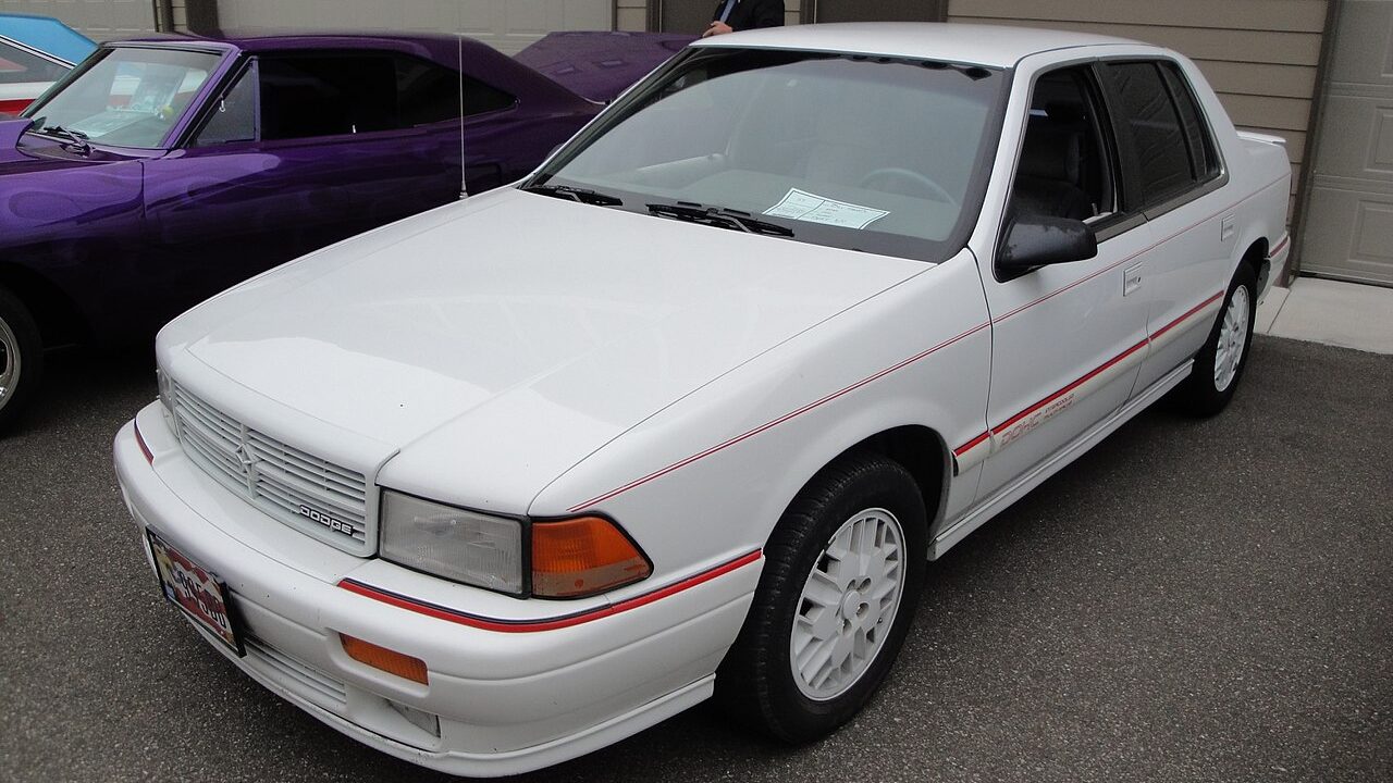 Dodge Spirit R/T.