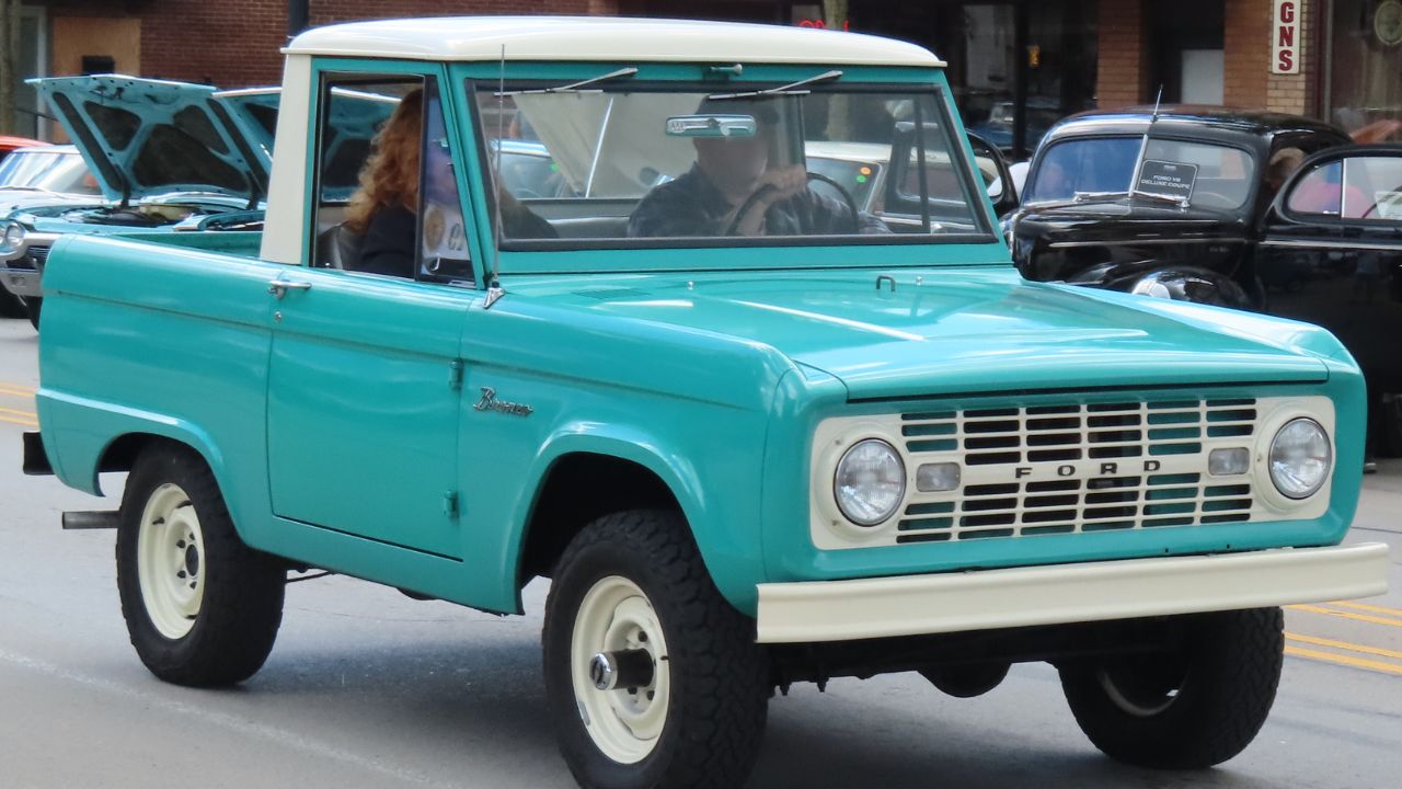 1966 Ford Bronco Pickup