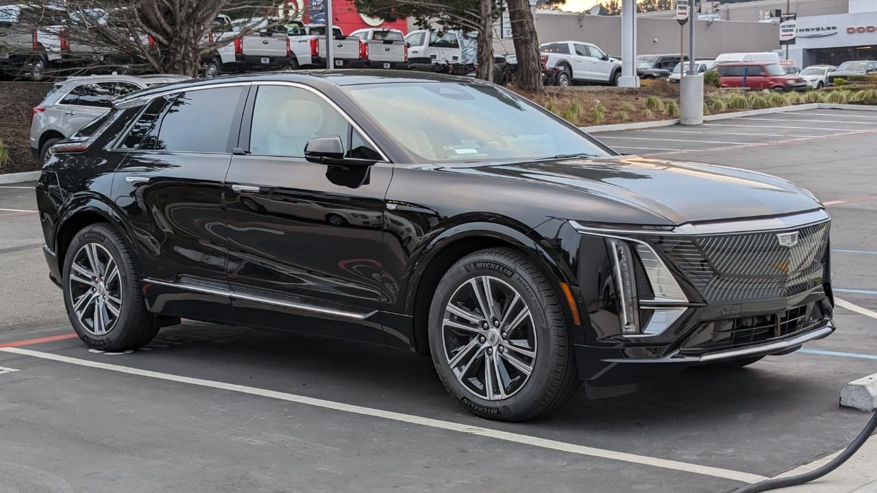 2023 Cadillac Lyriq