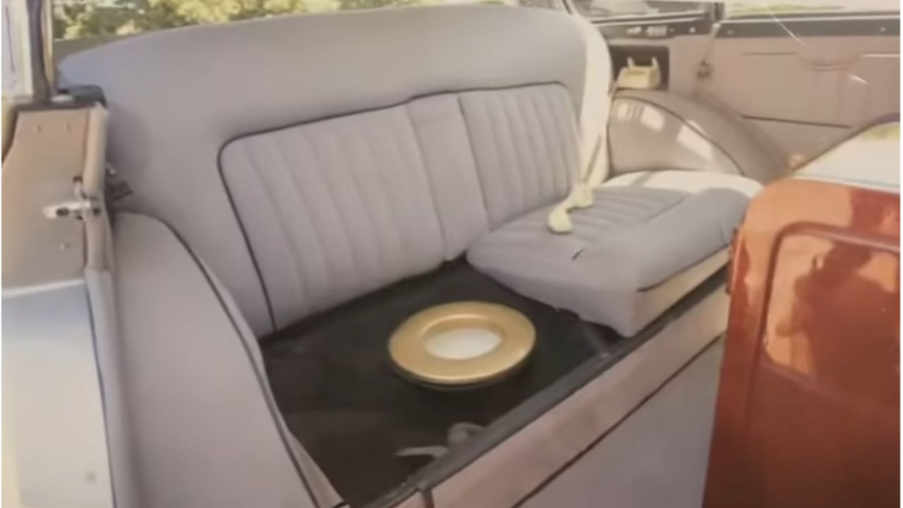 Golden Toilet in a Rolls-Royce