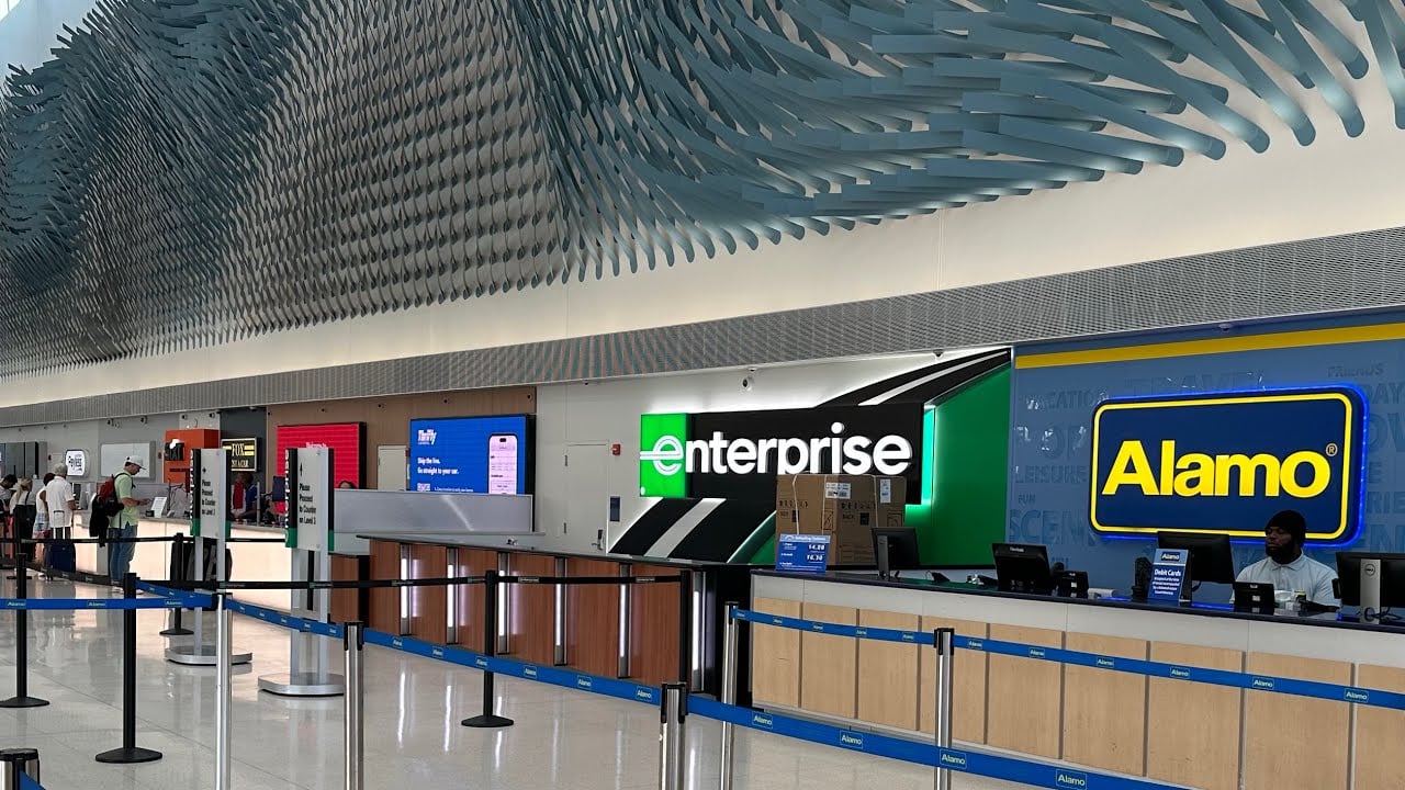 airport car rental desks