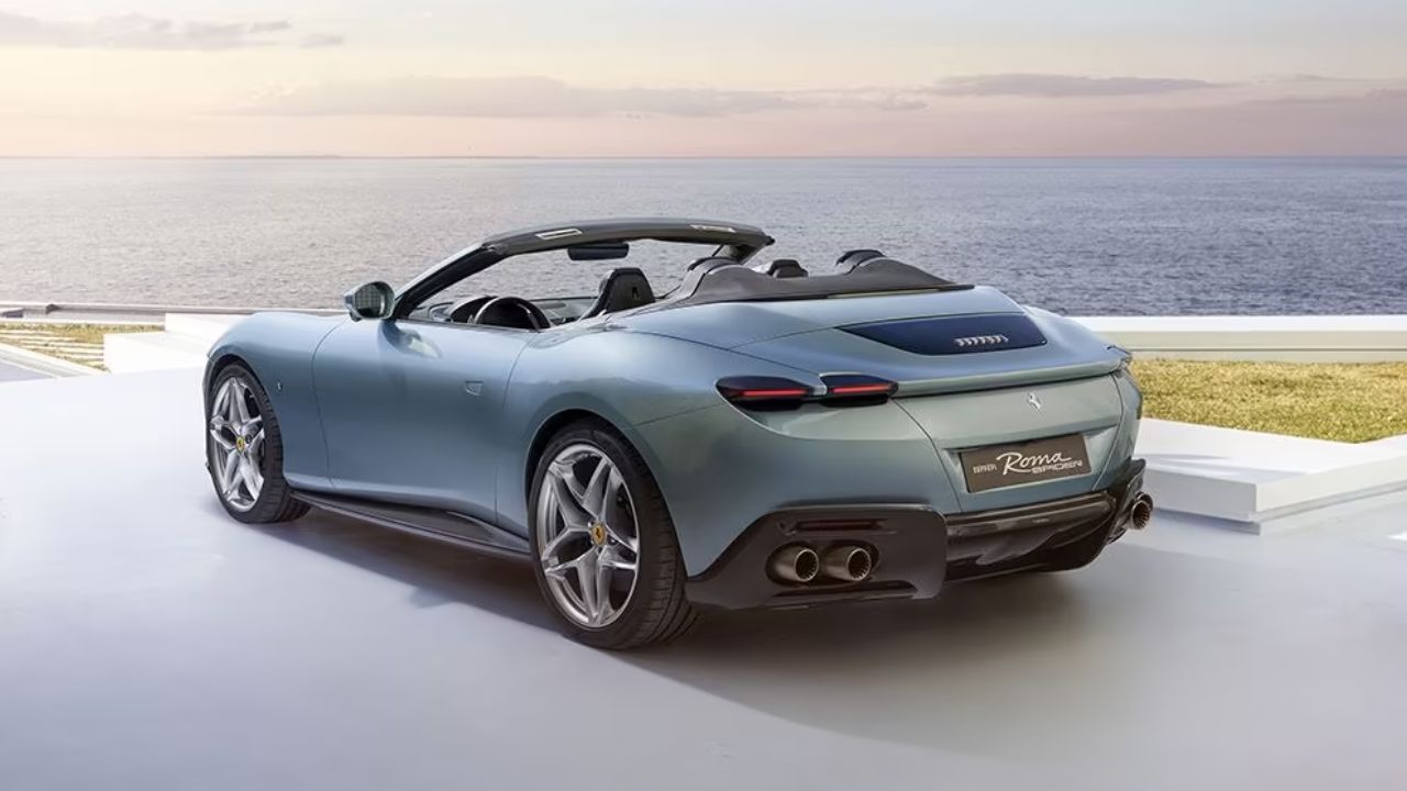 Ferrari Roma Spider