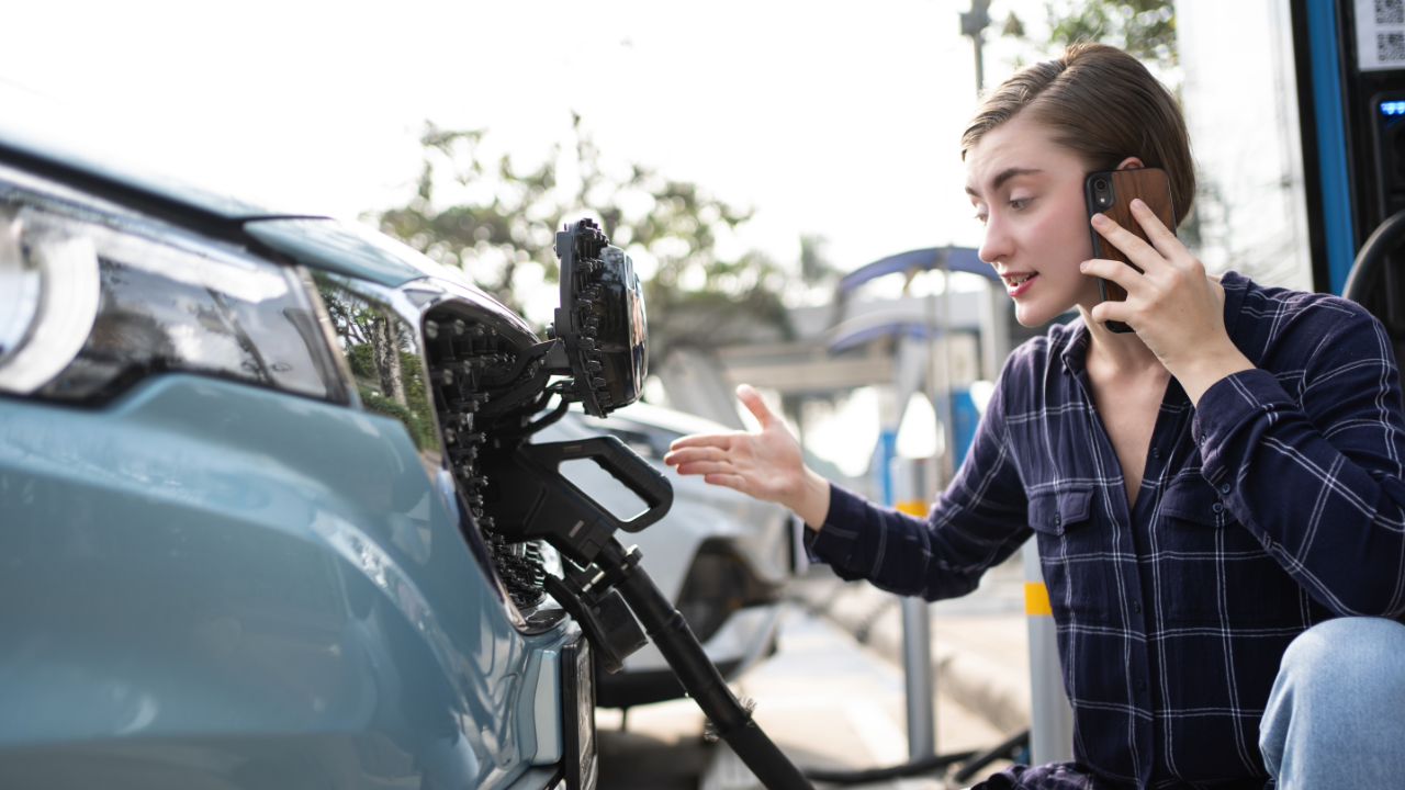 Women upset while charing EV car