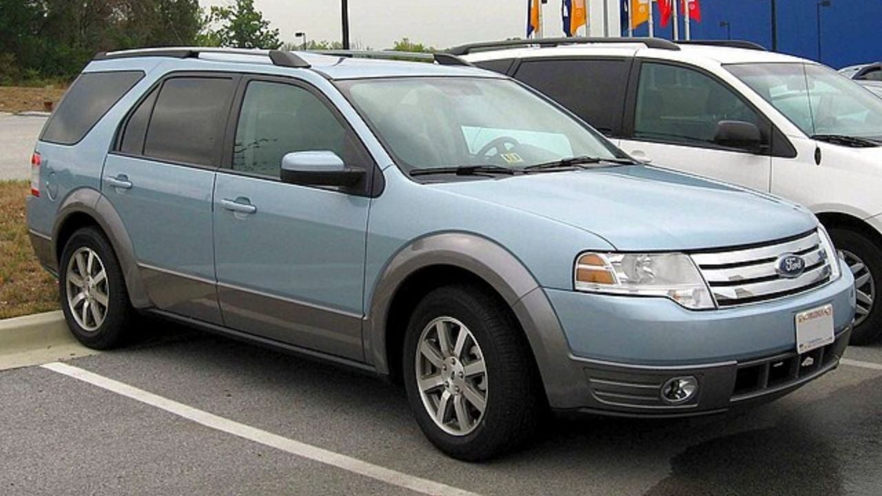 ford taurus x