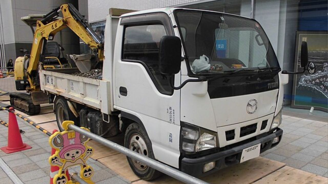 mazda titan dump truck