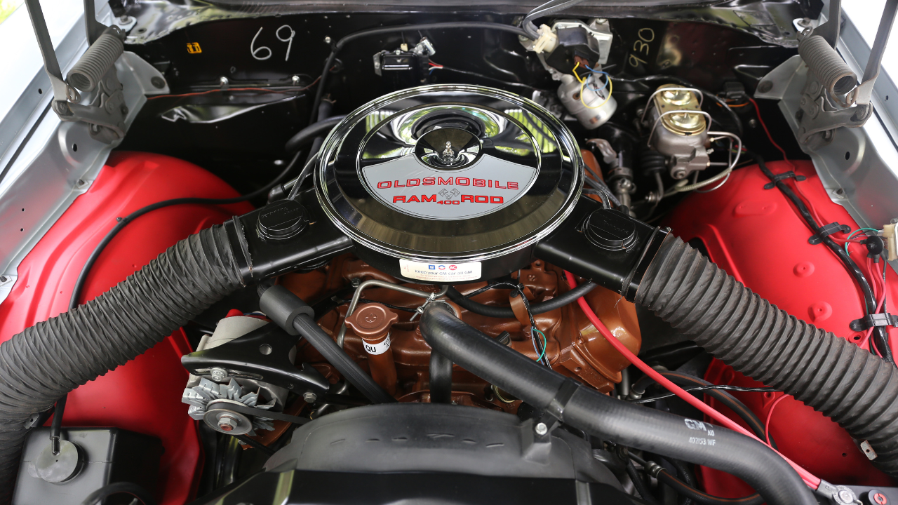 1969 Oldsmobile Ram Rod 400 engine in 442 W30