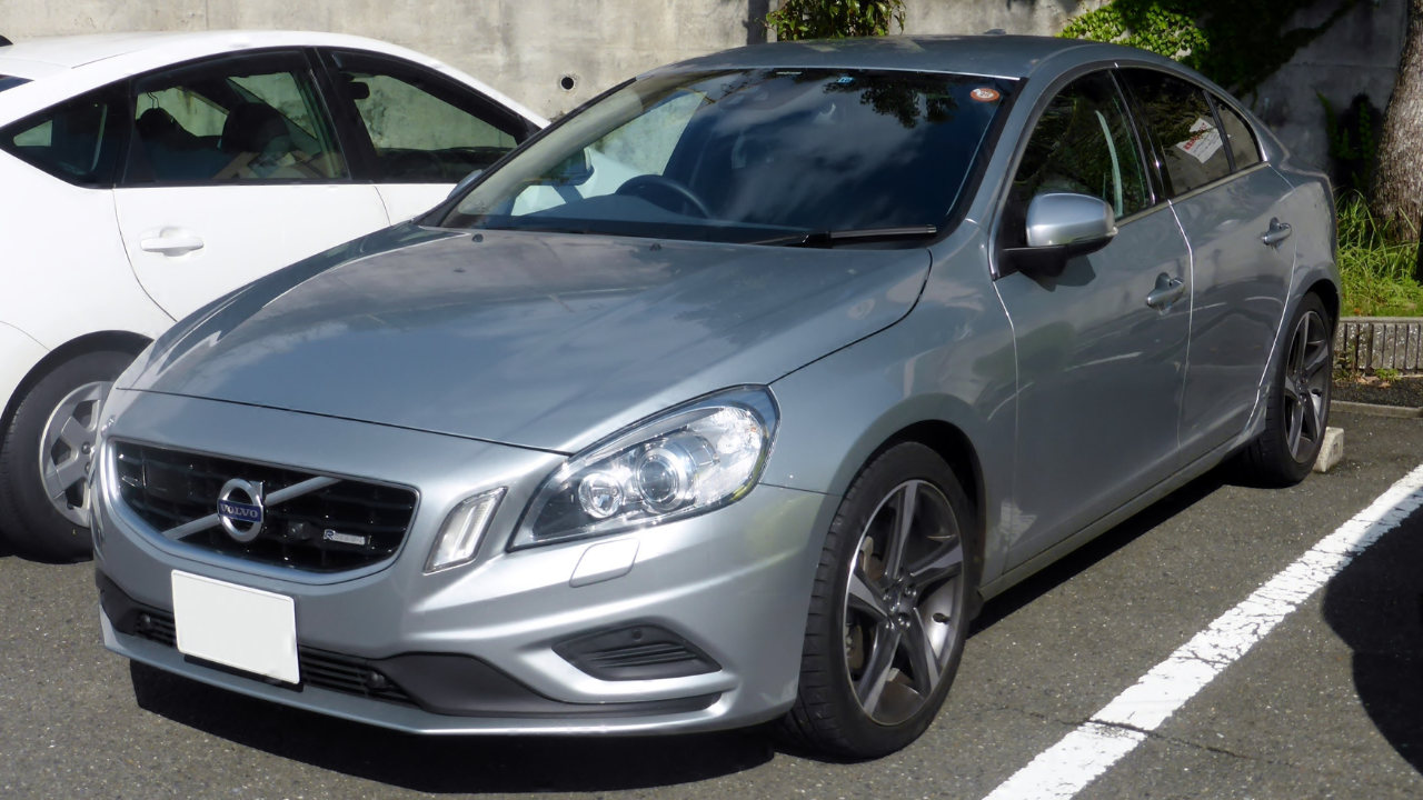 VOLVO S60 T6 AWD R-DESIGN