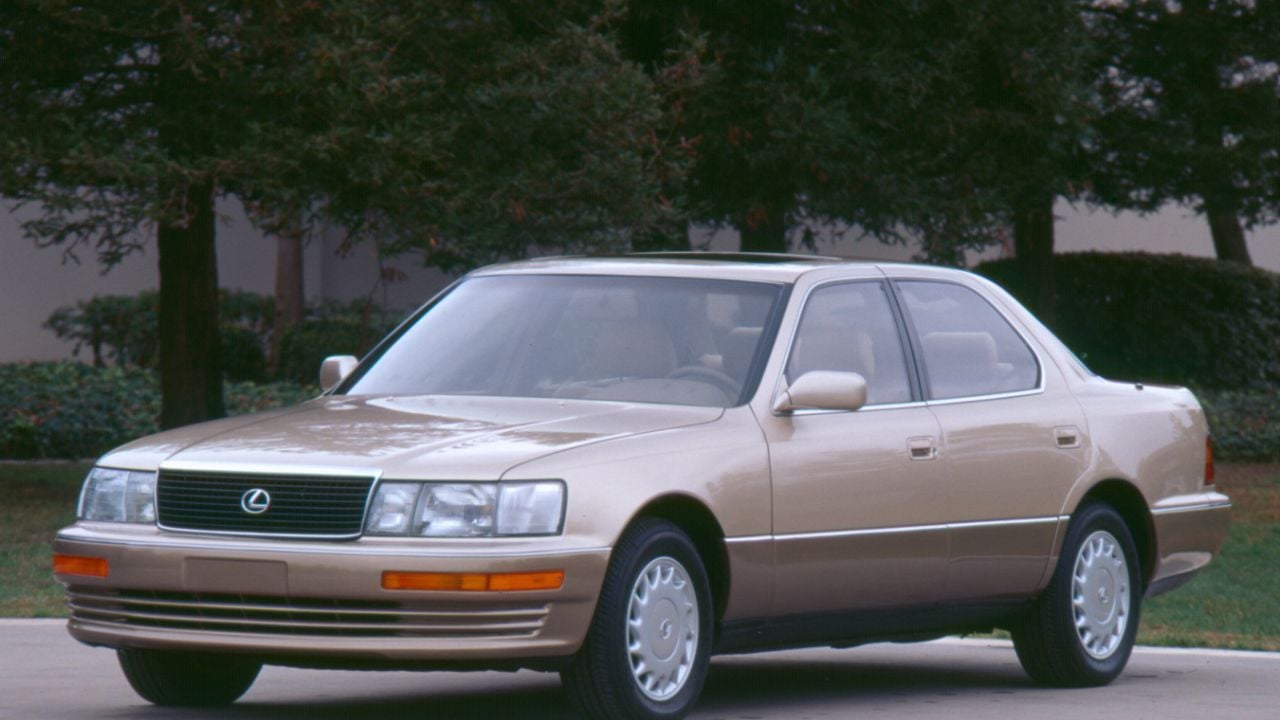 Lexus LS 400
