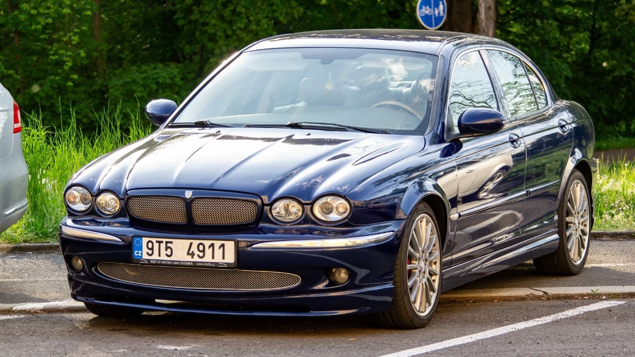 Jaguar X-Type