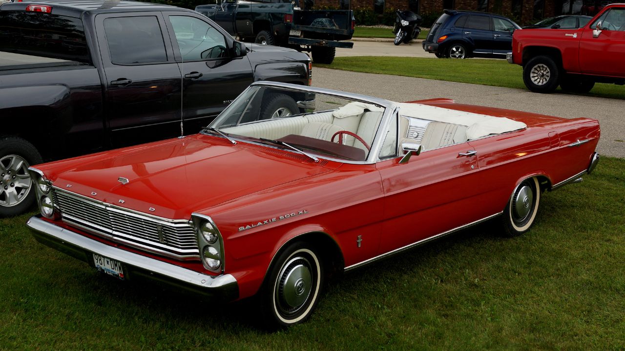 Ford Galaxie 500 XL