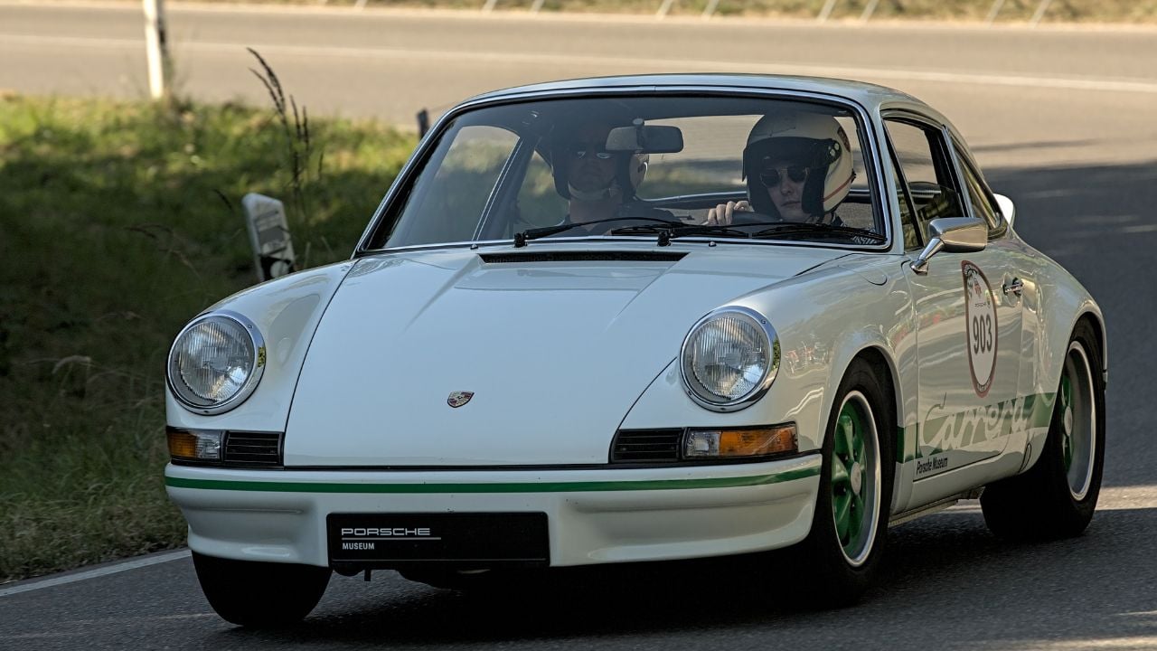 Porsche 911 Carrera