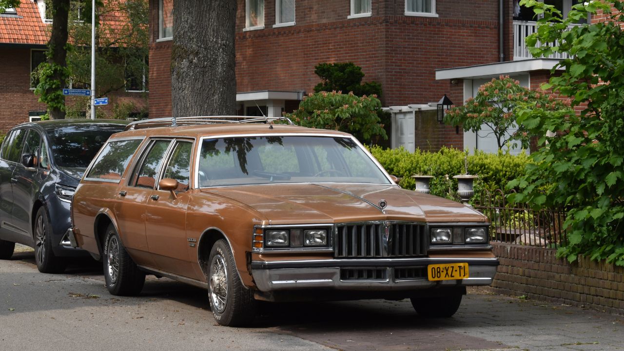 Pontiac Catalina Safari