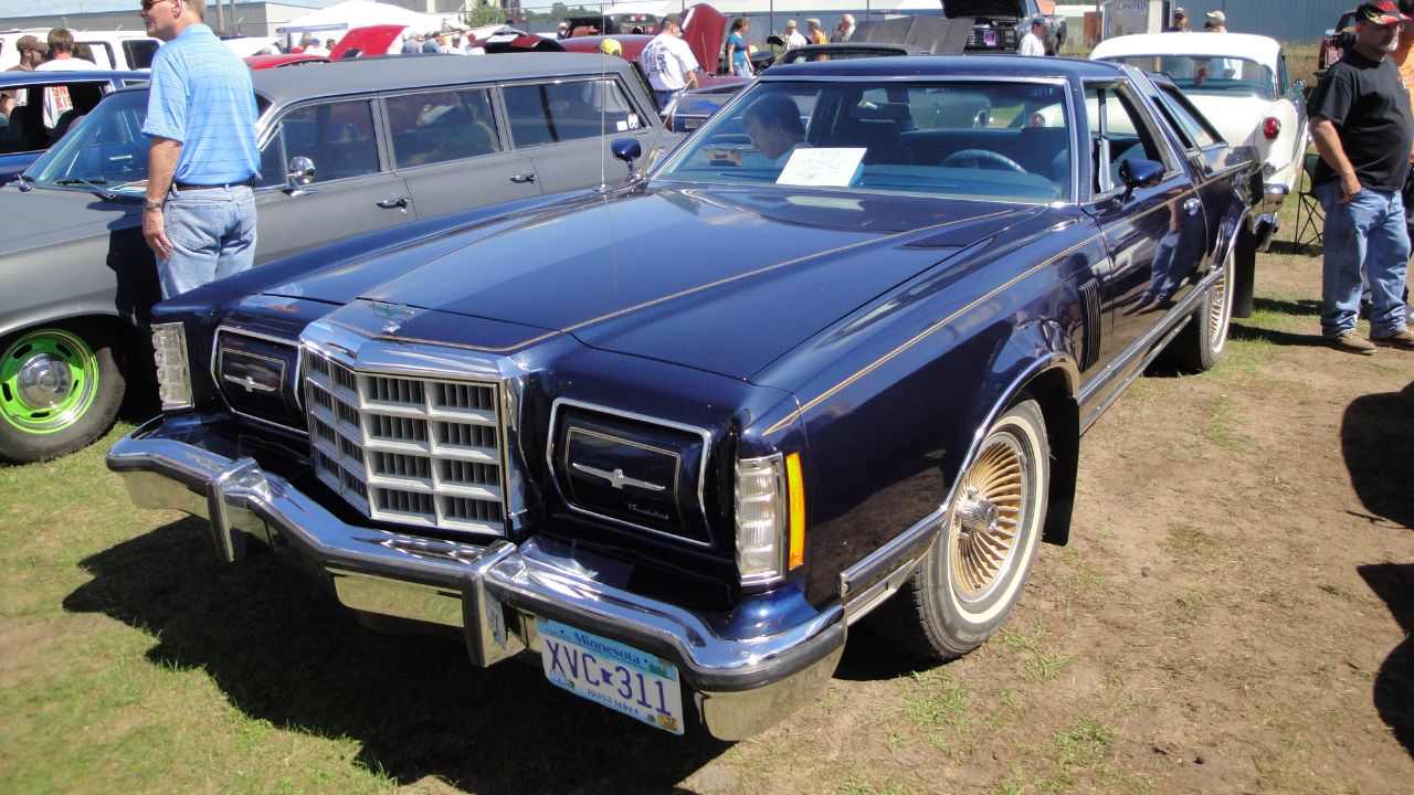 Ford Thunderbird Heritage Edition