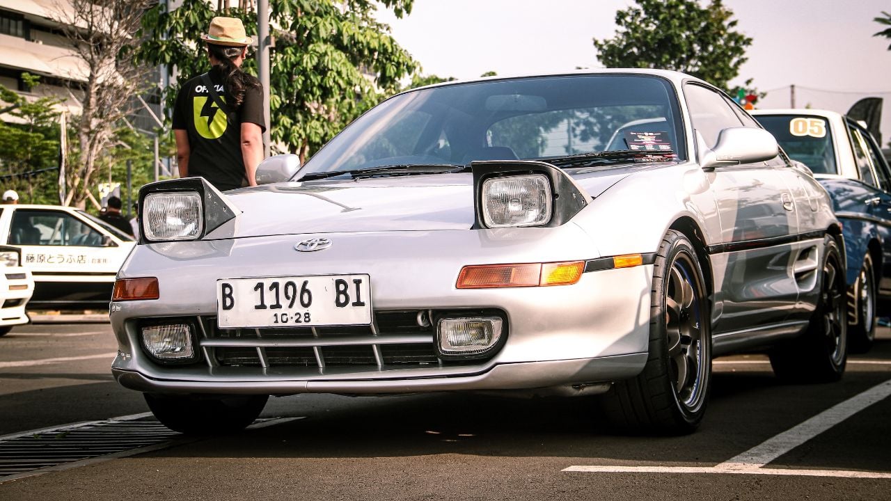 Toyota MR2