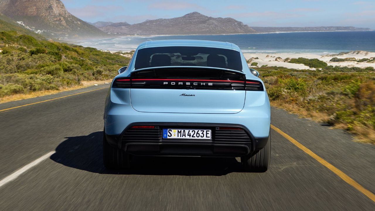 Porsche Macan Electric - Adaptive Pop-up Spoiler