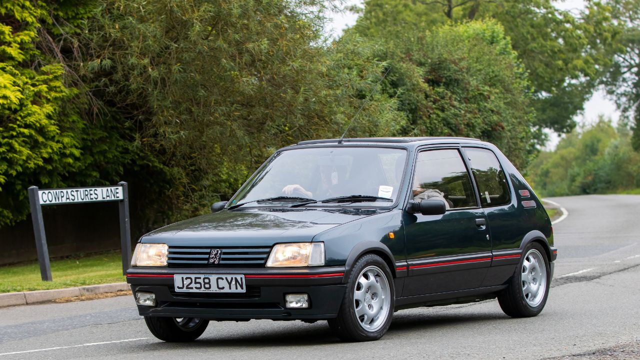 Mercedes-Benz W124
