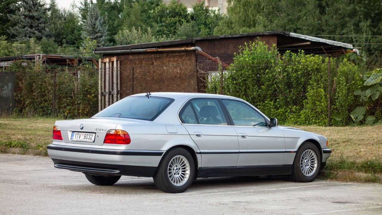 BMW E38 7 Series