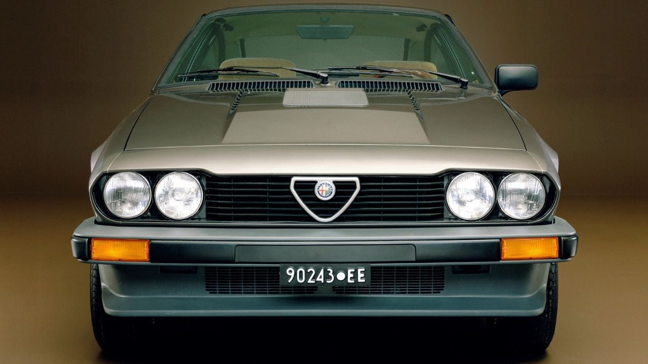 Alfa Romeo GTV6